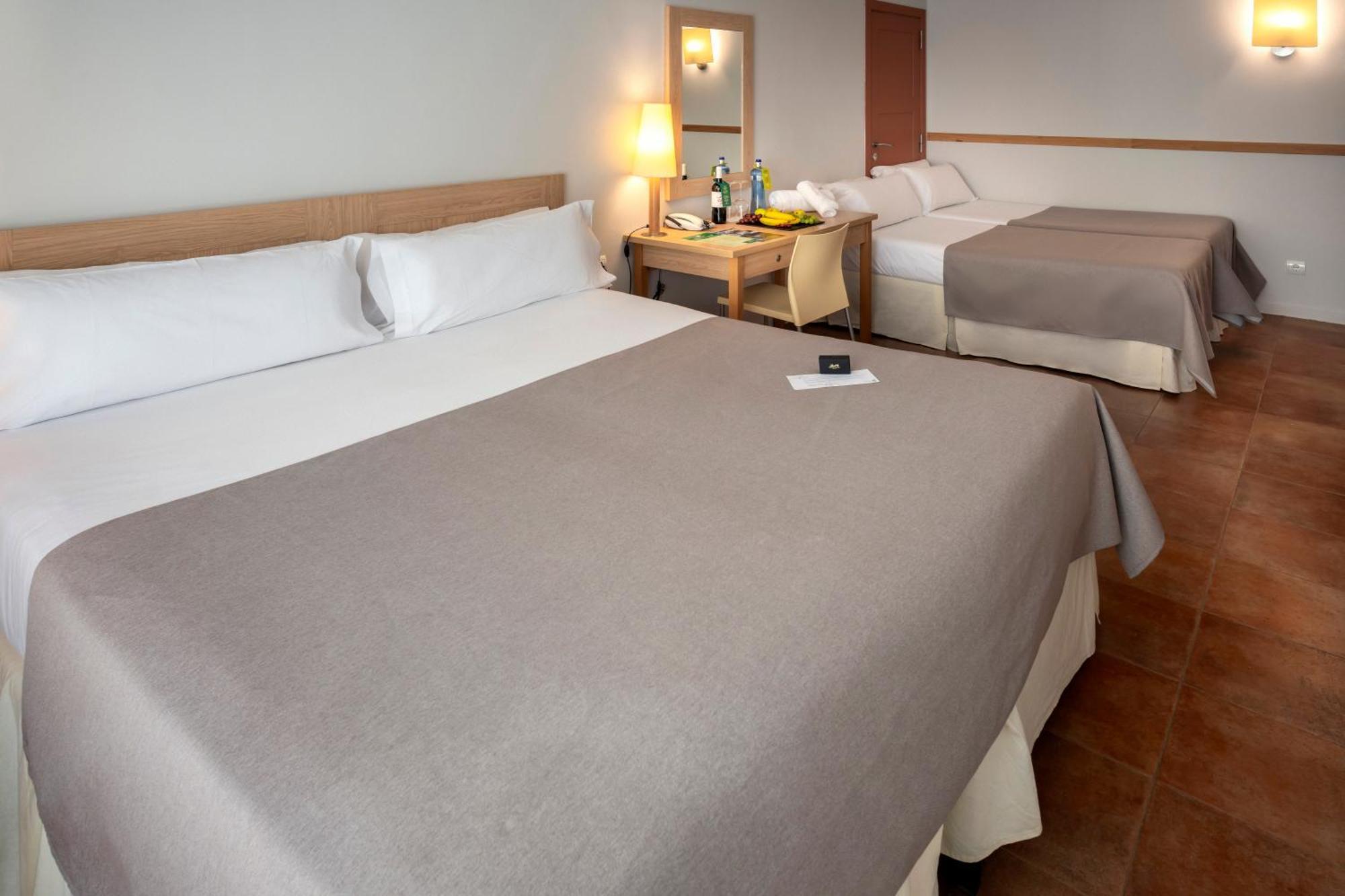 Hotel & Resort Vilar Rural D'Arnes By Serhs Hotels Sant Carlos de la Ràpita Pokoj fotografie